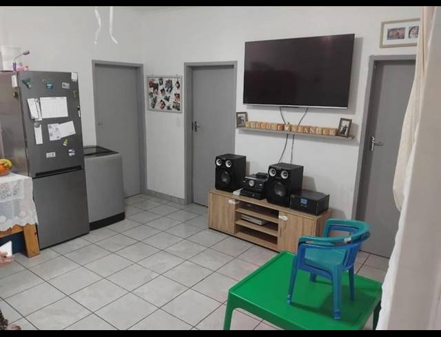 3 BEDROOM TOWNHOUSE FOR SALE IN ELSPARK